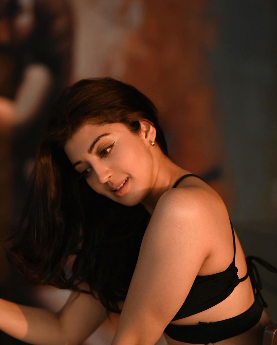 Pranitha Subhash-updatenews360