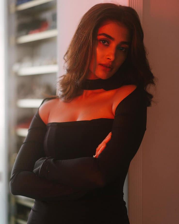 pooja hegde - updatenews360.jpg 1