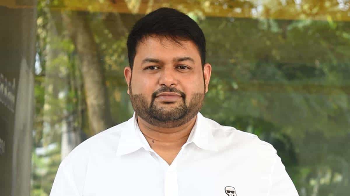 thaman Join in Jason Sanjay Movie